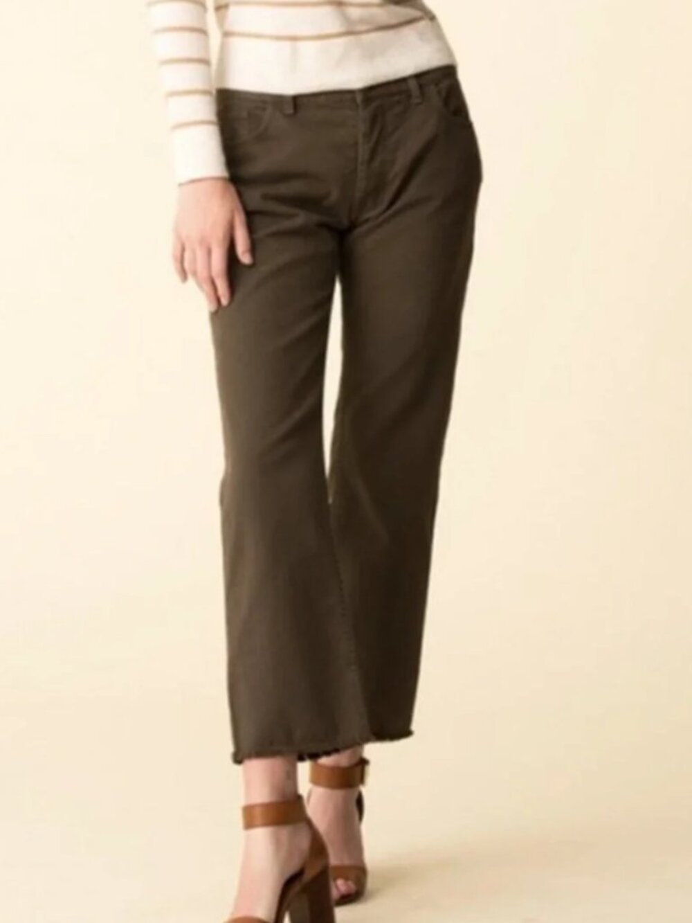 NILI LOTAN BUTTON FLY STRAIGHT LEG RAW HEM BOYFRIEND JEAN in MOCHA SIZE 2 CASUAL